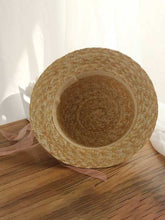 Load image into Gallery viewer, Women's hat with ethnic pompoms
