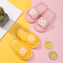 Load image into Gallery viewer, Small chrysanthemum slippers
