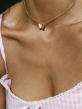 Load image into Gallery viewer, Collar mariposa minimalista

