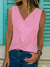 Load image into Gallery viewer, Camiseta con cuello de pico en color liso
