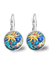 Load image into Gallery viewer, Women's earrings with sun and moon
