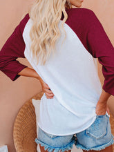 Load image into Gallery viewer, Camiseta Feminina de Beisebol Color Block

