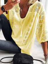 Load image into Gallery viewer, European and American lace collar U-shaped sleeves seven-point t-shirt
