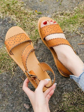 Load image into Gallery viewer, Sandalias de mujer con hebilla plana
