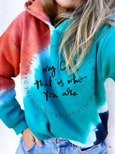 Load image into Gallery viewer, Mujeres Way Maker Milagreiro Promessa Keeper Luz na escuridão Meu Deus, é quem você é Sudadera con efecto tie-dye
