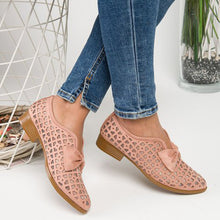 Load image into Gallery viewer, Women's Cut Out Bow Toe Sandals
