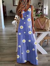 Load image into Gallery viewer, Women's Daisy Print Maxi Dress
