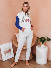 Load image into Gallery viewer, LOVE camiseta de beisebol
