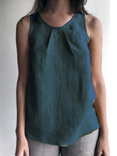 Load image into Gallery viewer, Women's Round Neck Cotton and Linen Sleeveless Cardigan
