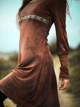 Load image into Gallery viewer, Vestido feminino vintage bordado de manga comprida
