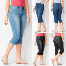 Load image into Gallery viewer, 70s mid-rise stretch denim capri pants
