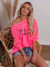 Load image into Gallery viewer, Camiseta de manga larga Faith Hope Love
