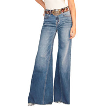 Load image into Gallery viewer, High-waisted palazzo jeans in elastic denim
