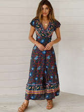 Load image into Gallery viewer, Vestido de encaje con cuello en V y estampado bohemio para mujer
