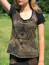 Load image into Gallery viewer, Women's Retro Tribal Print Tie Dye Short Sleeve T-Shirt
