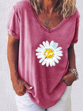 Load image into Gallery viewer, Daisy print T-shirt
