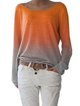 Load image into Gallery viewer, Camiseta degradada feminina de gola larga
