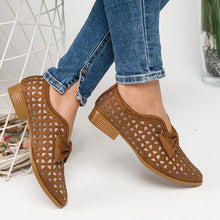 Load image into Gallery viewer, Women's Cut Out Bow Toe Sandals
