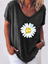 Load image into Gallery viewer, Daisy print T-shirt
