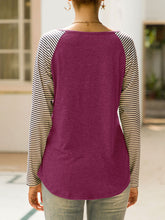 Load image into Gallery viewer, Women's Striped Single Breasted Cardigan
