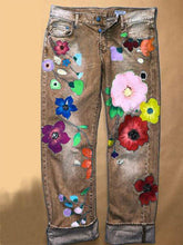 Load image into Gallery viewer, Women's Fashion Printed Straight Jeans
