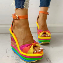 Load image into Gallery viewer, Sandálias coloridas com espadrilles muffin
