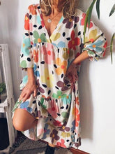 Load image into Gallery viewer, Vestido feminino de algodão e linho com estampa floral com decote em V
