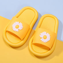 Load image into Gallery viewer, Small chrysanthemum slippers
