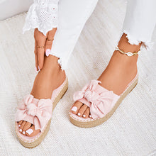 Load image into Gallery viewer, Rosette slippers
