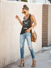 Load image into Gallery viewer, Camiseta sin mangas para mujer Every Great Mom Says The F Word
