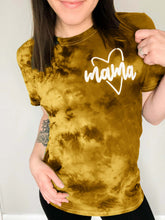 Load image into Gallery viewer, Camisa multicolorida da mamãe com efeito tie dye amarrotado
