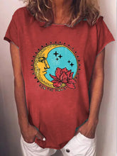 Load image into Gallery viewer, Camiseta feminina estampada com decote redondo
