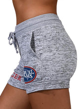 Load image into Gallery viewer, Shorts casuales con estampado de cerveza Samuel Adams

