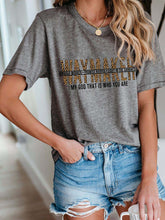 Load image into Gallery viewer, Way Maker Miracle Worker Promise Keeper Light In The Darkness Camiseta con estampado de leopardo
