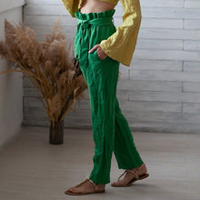 Load image into Gallery viewer, Light linen pants with laces
